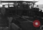 Immagine di Boston dei pescherecci da traino con buttafuori HEKLA Oceano atlantico, 1935, secondo 18 filmato di repertorio 65675046866