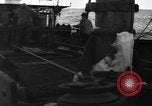 Immagine di Boston dei pescherecci da traino con buttafuori HEKLA Oceano atlantico, 1935, secondo 26 filmato di repertorio 65675046866