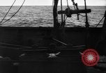 Immagine di Boston dei pescherecci da traino con buttafuori HEKLA Oceano atlantico, 1935, secondo 51 filmato di repertorio 65675046866