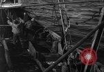 Immagine di Boston dei pescherecci da traino con buttafuori HEKLA Massachusetts United States USA, 1935, secondo 5 filmato di repertorio 65675046867