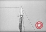 Standbild Fischerei smack setzt Segel Gloucester Massachusetts USA, 1935, aus Sekunde 1 historischem Filmmaterial Videoclip 65675046869