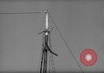 Standbild Fischerei smack setzt Segel Gloucester Massachusetts USA, 1935, aus Sekunde 22 historischem Filmmaterial Videoclip 65675046869