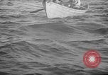 Standbild Fischer Zeile a Dory Massachusetts United States USA, 1935, aus Sekunde 50 historischem Filmmaterial Videoclip 65675046870