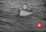 Standbild Fischer Zeile a Dory Massachusetts United States USA, 1935, aus Sekunde 56 historischem Filmmaterial Videoclip 65675046870