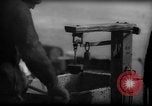 Standbild Fischern Fänge gewogen Gloucester Massachusetts USA, 1935, aus Sekunde 29 historischem Filmmaterial Videoclip 65675046872