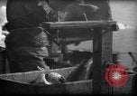 Standbild Fischern Fänge gewogen Gloucester Massachusetts USA, 1935, aus Sekunde 37 historischem Filmmaterial Videoclip 65675046872