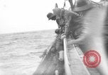 Standbild Fischerei Schiff United States USA, 1935, aus Sekunde 1 historischem Filmmaterial Videoclip 65675046883
