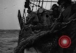 Standbild Fischerei Schiff United States USA, 1935, aus Sekunde 23 historischem Filmmaterial Videoclip 65675046883