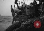 Standbild Fischerei Schiff United States USA, 1935, aus Sekunde 29 historischem Filmmaterial Videoclip 65675046883