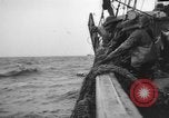 Standbild Fischerei Schiff United States USA, 1935, aus Sekunde 32 historischem Filmmaterial Videoclip 65675046883