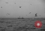Standbild Fischerei Schiff United States USA, 1935, aus Sekunde 55 historischem Filmmaterial Videoclip 65675046883