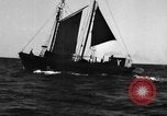 Immagine di Barca da pesca Massachusetts United States USA, 1935, secondo 14 filmato di repertorio 65675046884