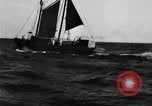 Immagine di Barca da pesca Massachusetts United States USA, 1935, secondo 23 filmato di repertorio 65675046884