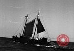 Immagine di Barca da pesca Massachusetts United States USA, 1935, secondo 29 filmato di repertorio 65675046884