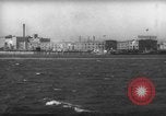 Standbild Blick vom Boot anfahren Pier Boston Massachusetts USA, 1935, aus Sekunde 5 historischem Filmmaterial Videoclip 65675046893