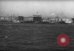 Standbild Blick vom Boot anfahren Pier Boston Massachusetts USA, 1935, aus Sekunde 9 historischem Filmmaterial Videoclip 65675046893