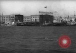 Standbild Blick vom Boot anfahren Pier Boston Massachusetts USA, 1935, aus Sekunde 26 historischem Filmmaterial Videoclip 65675046893