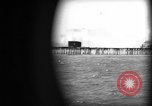 Standbild Blick vom Boot anfahren Pier Boston Massachusetts USA, 1935, aus Sekunde 45 historischem Filmmaterial Videoclip 65675046893