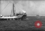 Standbild kommerziellen Fischerboote Boston Massachusetts USA, 1935, aus Sekunde 1 historischem Filmmaterial Videoclip 65675046894