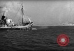 Standbild kommerziellen Fischerboote Boston Massachusetts USA, 1935, aus Sekunde 16 historischem Filmmaterial Videoclip 65675046894