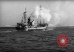 Standbild kommerziellen Fischerboote Boston Massachusetts USA, 1935, aus Sekunde 29 historischem Filmmaterial Videoclip 65675046894