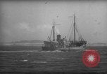 Standbild kommerziellen Fischerboote Boston Massachusetts USA, 1935, aus Sekunde 45 historischem Filmmaterial Videoclip 65675046894