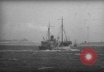 Standbild kommerziellen Fischerboote Boston Massachusetts USA, 1935, aus Sekunde 56 historischem Filmmaterial Videoclip 65675046894