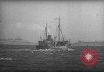Standbild kommerziellen Fischerboote Boston Massachusetts USA, 1935, aus Sekunde 57 historischem Filmmaterial Videoclip 65675046894