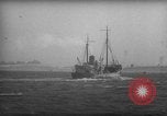 Standbild kommerziellen Fischerboote Boston Massachusetts USA, 1935, aus Sekunde 59 historischem Filmmaterial Videoclip 65675046894
