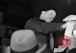 Standbild Versteigerung Fisch Boston Massachusetts USA, 1938, aus Sekunde 19 historischem Filmmaterial Videoclip 65675046902