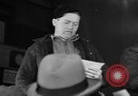 Standbild Versteigerung Fisch Boston Massachusetts USA, 1938, aus Sekunde 21 historischem Filmmaterial Videoclip 65675046902