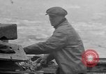 Standbild Köder Fisch zubereitet Boston Massachusetts USA, 1935, aus Sekunde 16 historischem Filmmaterial Videoclip 65675046915