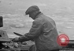 Standbild Köder Fisch zubereitet Boston Massachusetts USA, 1935, aus Sekunde 19 historischem Filmmaterial Videoclip 65675046915