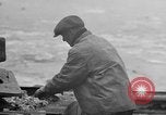 Standbild Köder Fisch zubereitet Boston Massachusetts USA, 1935, aus Sekunde 22 historischem Filmmaterial Videoclip 65675046915