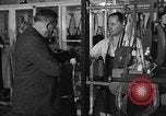 Immagine di Pelletteria United States USA, 1950, secondo 7 filmato di repertorio 65675046917