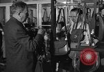 Immagine di Pelletteria United States USA, 1950, secondo 14 filmato di repertorio 65675046917
