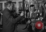 Immagine di Pelletteria United States USA, 1950, secondo 17 filmato di repertorio 65675046917