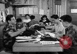 Standbild Internierung der japanischen San Bruno California USA, 1942, aus Sekunde 10 historischem Filmmaterial Videoclip 65675046920