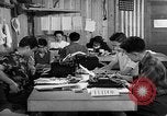 Standbild Internierung der japanischen San Bruno California USA, 1942, aus Sekunde 12 historischem Filmmaterial Videoclip 65675046920