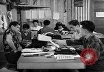 Standbild Internierung der japanischen San Bruno California USA, 1942, aus Sekunde 14 historischem Filmmaterial Videoclip 65675046920