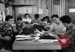Standbild Internierung der japanischen San Bruno California USA, 1942, aus Sekunde 22 historischem Filmmaterial Videoclip 65675046920