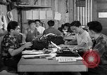 Standbild Internierung der japanischen San Bruno California USA, 1942, aus Sekunde 24 historischem Filmmaterial Videoclip 65675046920