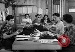 Standbild Internierung der japanischen San Bruno California USA, 1942, aus Sekunde 33 historischem Filmmaterial Videoclip 65675046920