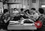 Standbild Internierung der japanischen San Bruno California USA, 1942, aus Sekunde 40 historischem Filmmaterial Videoclip 65675046920
