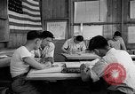 Image l'internement de Japonais San Bruno California USA, 1942, de la seconde 17 séquences d'archives historiques vidéo 65675046921