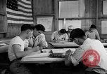 Image l'internement de Japonais San Bruno California USA, 1942, de la seconde 18 séquences d'archives historiques vidéo 65675046921