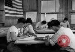 Image l'internement de Japonais San Bruno California USA, 1942, de la seconde 22 séquences d'archives historiques vidéo 65675046921