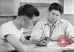 Image l'internement de Japonais San Bruno California USA, 1942, de la seconde 33 séquences d'archives historiques vidéo 65675046921