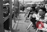 Image porte principale de Santa Anita Centre d'assemblage Santa Anita California USA, 1942, de la seconde 55 séquences d'archives historiques vidéo 65675046927