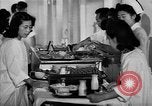 Immagine di Internamento giapponese ospedale cucina dietetica Santa Anita California USA, 1942, secondo 28 filmato di repertorio 65675046928